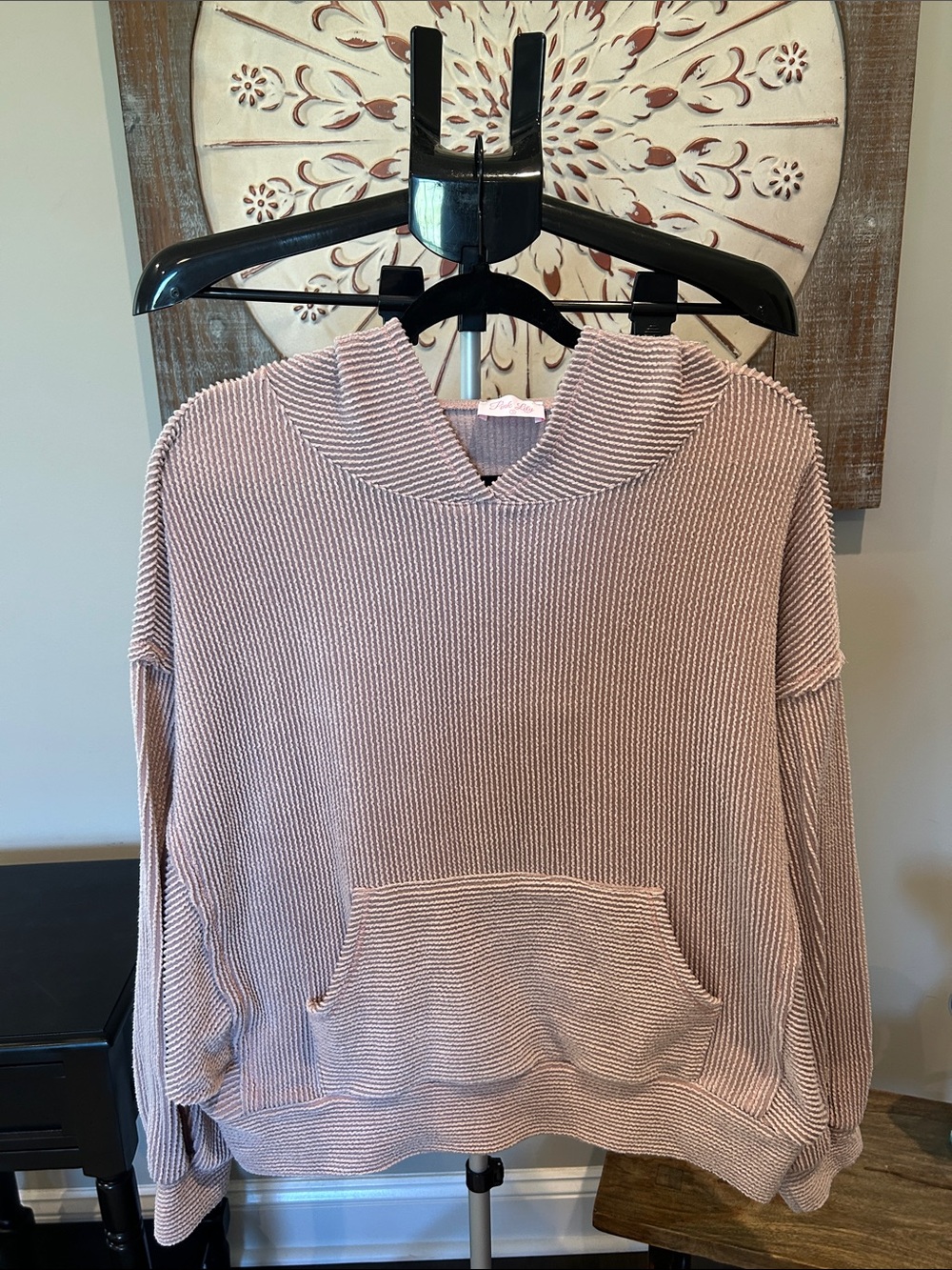 Pink Lily Ribbed Hoodie /Mauve Bat Wing/ Oversized Small/ Kangaroo Pocket